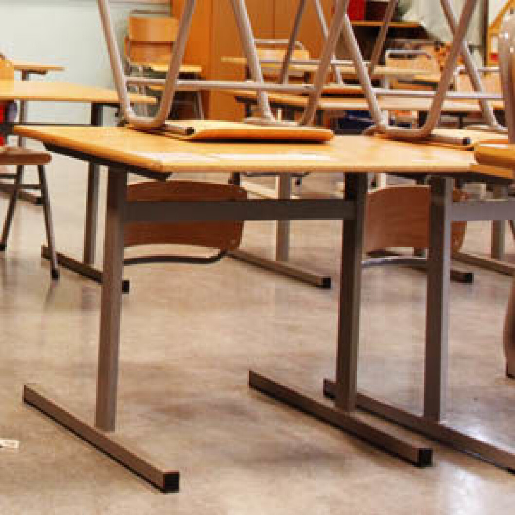 Skrivebord pult klasserom trondeh Skrivebord pult klasserom trondeh