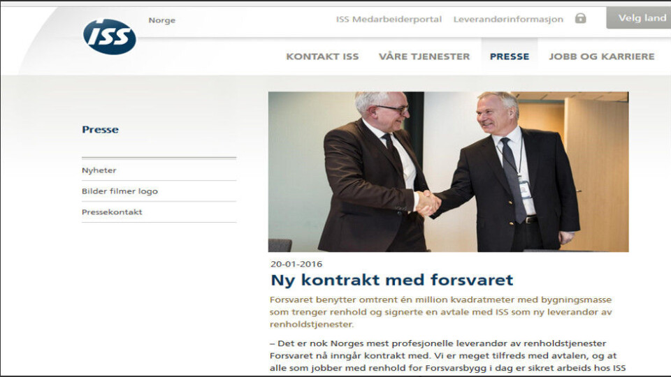 Faksimile fra ISS. Konsernsjef Hans John Øiestad i ISS til venstre og oberst Steinar Hannestad i Forsvarsstaben til høyre. Faksimile fra ISS. Konsernsjef Hans John Øiestad i ISS til venstre og oberst Steinar Hannestad i Forsvarsstaben til høyre.
