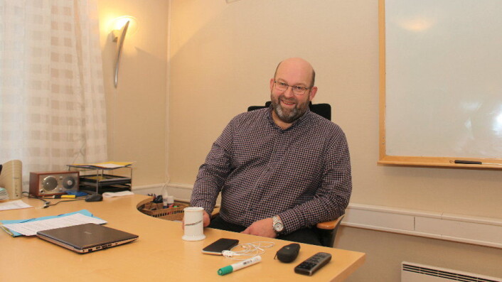 Trond Husby og hans kolleger i Cleaning.no har nå tilrettelagt mange av sine ordinære kurs til nettbaserte kurs, slik at kursdeltakeren kan sitte på sin egen arbeidsplass og studere. (Foto: TEH) Trond Husby og hans kolleger i Cleaning.no har nå tilrettelagt mange av sine ordinære kurs til nettbaserte kurs, slik at kursdeltakeren kan sitte på sin egen arbeidsplass og studere. (Foto: TEH)