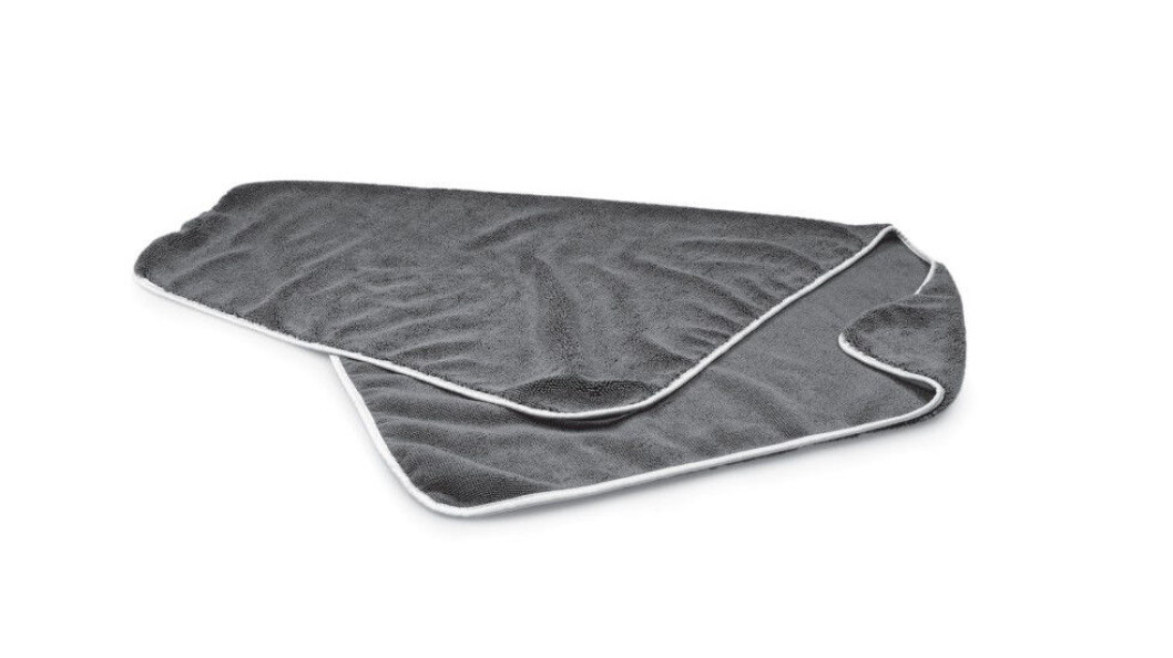 Mikrofiberkluten måler hele 60x90 cm. (Foto: De Witte). Mikrofiberkluten måler hele 60x90 cm. (Foto: De Witte).