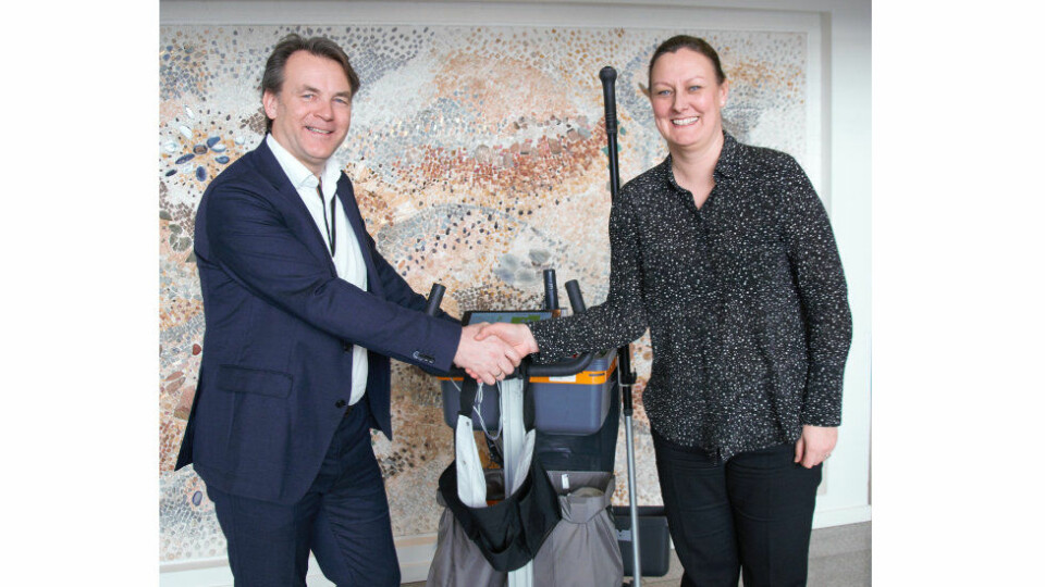 Jørgen Sannesmoen, CEO i Datec og Karolina Henriksen, CEO i Lilleborg. (Foto: Lilleborg)