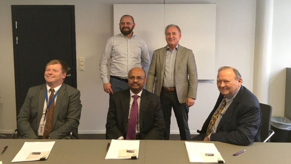 Nederst fra venstre: Roger Tveide (adm.dir. ESP), Vishal Goenka (CFO Renaissance Contract Services AS) og Steinar Myklebust (styreformann og eier ESP). Bakerst fra venstre: Bernt Arne Sandsmark (daglig leder NOC) og Ingvar Varhaug (styremedlem NOC). (Foto: Elite) Nederst fra venstre: Roger Tveide (adm.dir. ESP), Vishal Goenka (CFO Renaissance Contract Services AS) og Steinar Myklebust (styreformann og eier ESP). Bakerst fra venstre: Bernt Arne Sandsmark (daglig leder NOC) og Ingvar Varhaug (styremedlem NOC). (Foto: Elite)