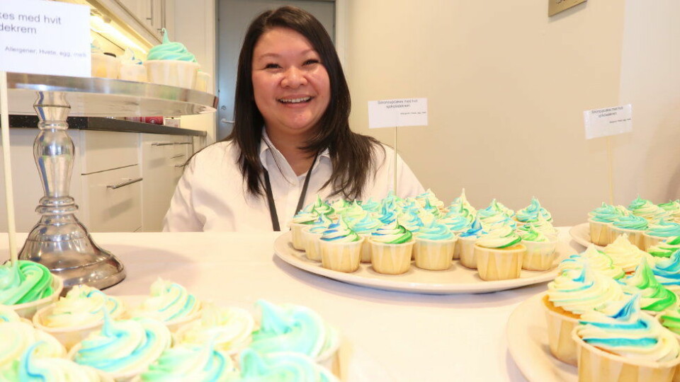 Maia Hoang (salgskonsulent Region Øst) hadde egen­hendig bakt cupcakes til åpningsdagen – selvsagt med Lilleborg-farger.