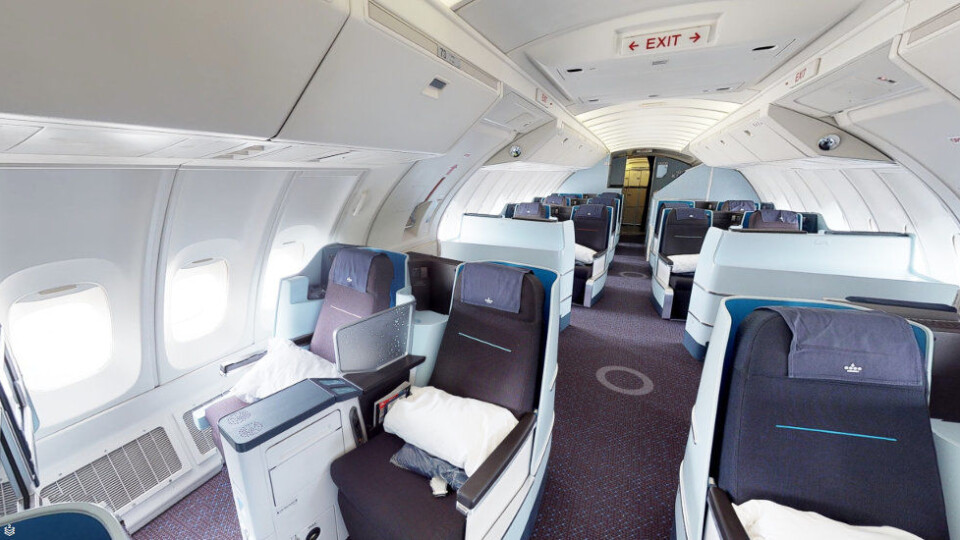 Med KLMs nye dataverktøy kan både renholdere – og du selv – utforske interiøret i kabinen før du går inn i flyet. Her ser vi fra en Boeing 747-400. (Ill.: Matterport) Med KLMs nye dataverktøy kan både renholdere – og du selv – utforske interiøret i kabinen før du går inn i flyet. Her ser vi fra en Boeing 747-400. (Ill.: Matterport)