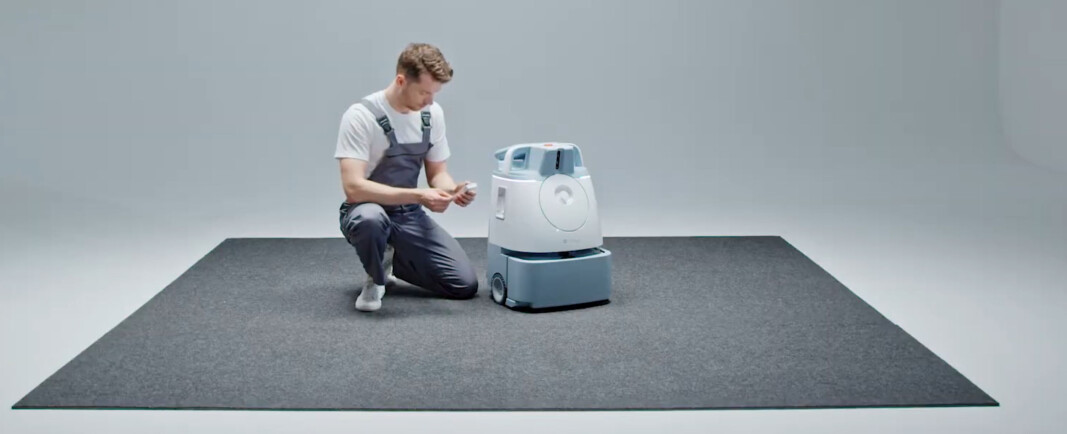 En rapport fra SoftBank Robotics viser at FM-ledere ønsker tilgang på ny teknologi uten å måtte gjøre store innhugg i investeringsbudsjettet. De står blant annet bak roboten Whiz (bildet). En rapport fra SoftBank Robotics viser at FM-ledere ønsker tilgang på ny teknologi uten å måtte gjøre store innhugg i investeringsbudsjettet. De står blant annet bak roboten Whiz (bildet).