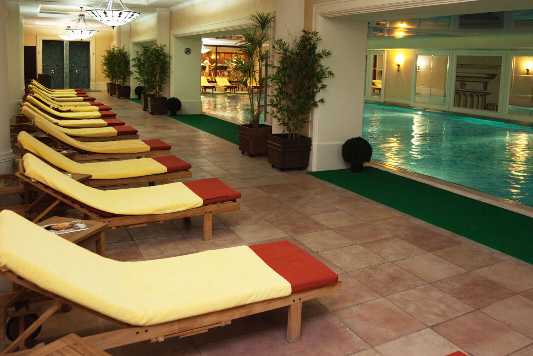 Spa, dusjanlegg og bassenger, kan være utfordrende å rengjøre. Her får du tips. Spa, dusjanlegg og bassenger, kan være utfordrende å rengjøre. Her får du tips.