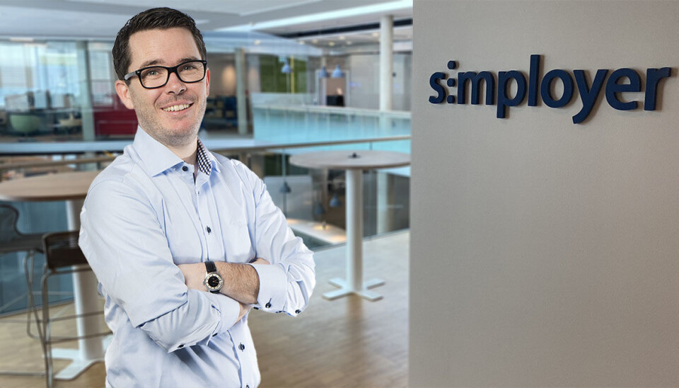 Simployers juridiske HR- og ledelsesrådgiver Jørgen Brostrøm sier nyansatte ikke vil ha rett til sykepenger om de får et koronarelatert fravær. Simployers juridiske HR- og ledelsesrådgiver Jørgen Brostrøm sier nyansatte ikke vil ha rett til sykepenger om de får et koronarelatert fravær.