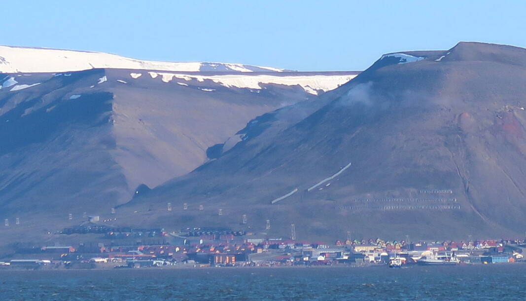 Avtalen i Longyearbyen gjelder for to år med mulighet for å forlenge i 1+1 år Avtalen i Longyearbyen gjelder for to år med mulighet for å forlenge i 1+1 år