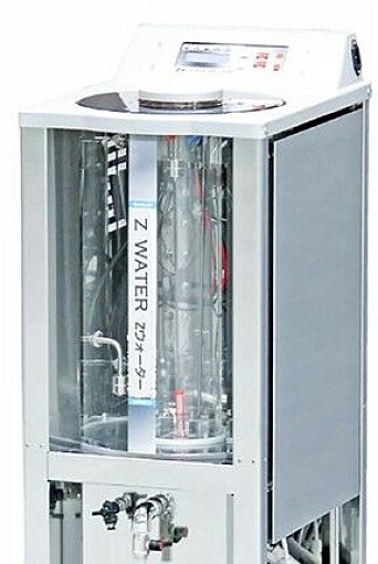 Produksjon av Z-Water. Produksjon av Z-Water.