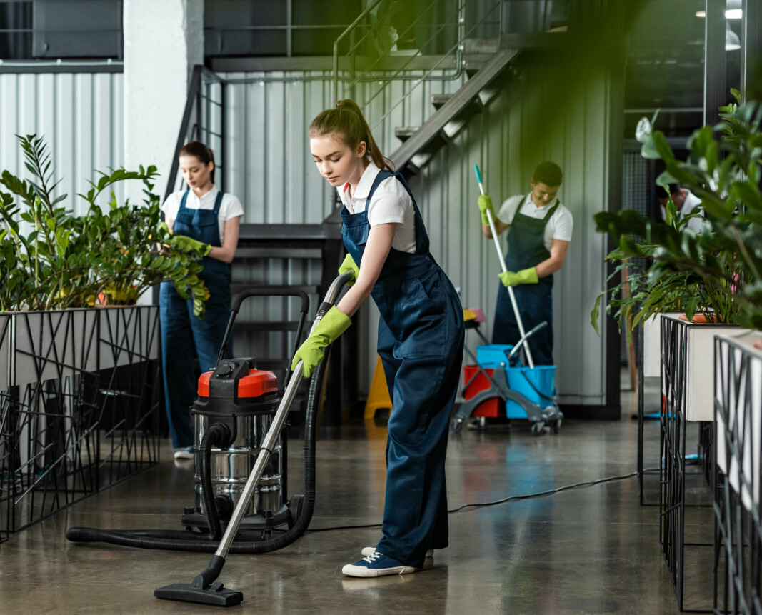 Flere og flere arbeidsgivere innser at trivsel og godt innemiljø fører til bedre produktivitet, og at renhold er viktig for innemiljøet.