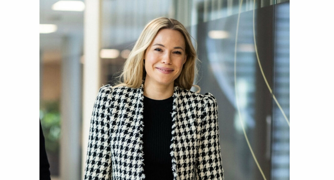 – Allerede før jeg startet i min nye stilling, ringte min leder for å avklare hvordan jeg lærer best, sier Frida Altemyr, talentspeider i Simployer. – Allerede før jeg startet i min nye stilling, ringte min leder for å avklare hvordan jeg lærer best, sier Frida Altemyr, talentspeider i Simployer.