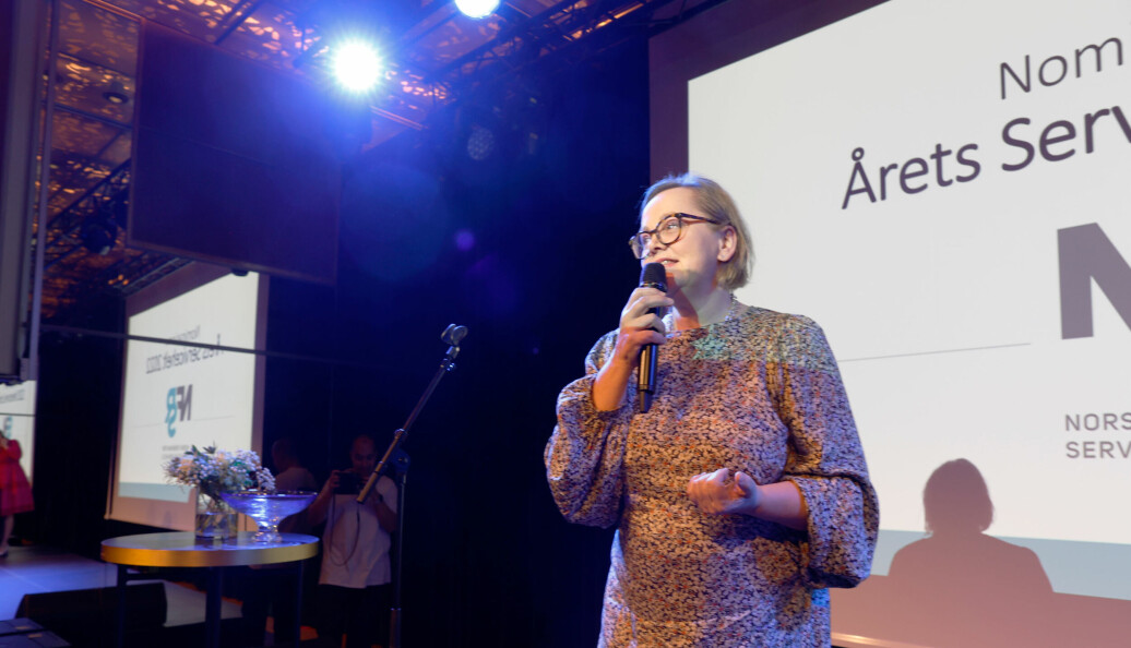 På grunn av pandemien ble utdelingen av NFSRs Bransjepris for 2020 utsatt til 2022. Her mottar Ellen Nygard fra Handelshøyskolen ved OsloMet den gjeve utmerkelsen. På grunn av pandemien ble utdelingen av NFSRs Bransjepris for 2020 utsatt til 2022. Her mottar Ellen Nygard fra Handelshøyskolen ved OsloMet den gjeve utmerkelsen.