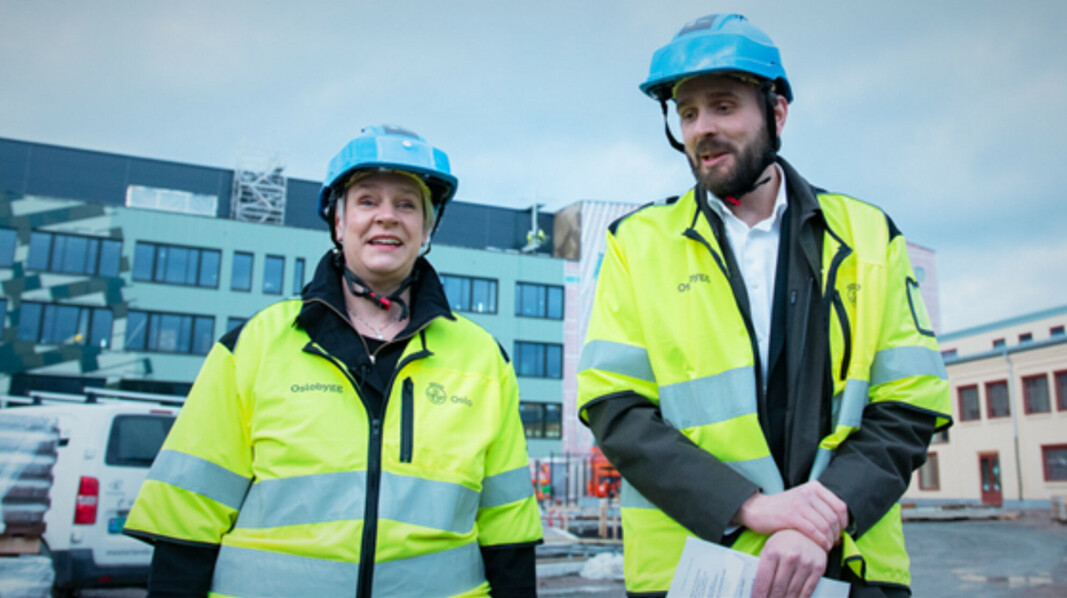 Arbeids- og inkluderingsminister Marte Mjøs Persen og næringsminister Jan Christian Vestre besøkte Voldsløkka skole i Oslo da regjeringen presenterte nye krav i Norgesmodellen for offentlige anskaffelser. Arbeids- og inkluderingsminister Marte Mjøs Persen og næringsminister Jan Christian Vestre besøkte Voldsløkka skole i Oslo da regjeringen presenterte nye krav i Norgesmodellen for offentlige anskaffelser.
