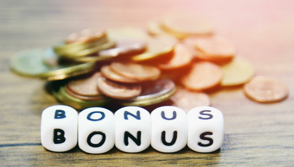 Mynter med teksten «bonus» foran